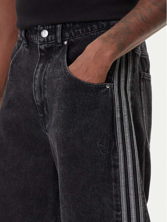 adidas adidas Pantaloni scurți de blugi adicolor Denim Firebird JC6719 Negru Loose Fit