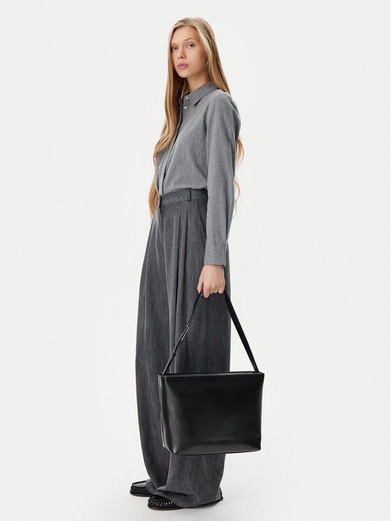 Calvin Klein Geantă K60K613172 Negru