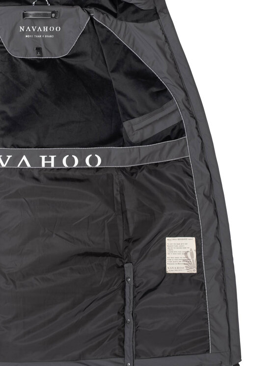 Navahoo Navahoo Kurtka zimowa Schmatzibaer Czarny Regular Fit
