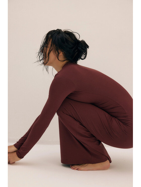 Nudyess Nudyess Sukienka dzianinowa Shape Maxi z gładkiej bawełny Bordowy Regular Fit