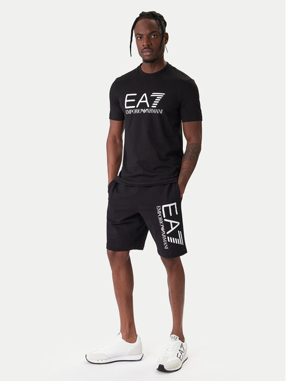 EA7 Emporio Armani EA7 Emporio Armani Sportske kratke hlače 7M001414 AF22266 UC001 Crna Regular Fit
