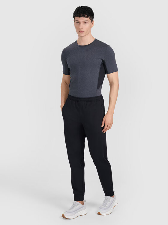 4F 4F Παντελόνι φόρμας 4FWMM00TFTRM1067-20S Μαύρο Regular Fit