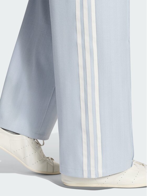 adidas adidas Spodnie dresowe 168115 Niebieski jasny