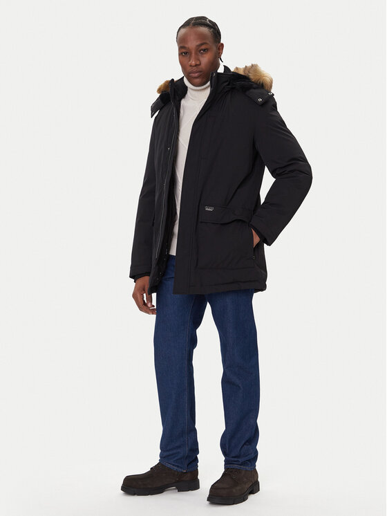 Guess Guess Pehelykabát M5BL2G W2712 Fekete Regular Fit