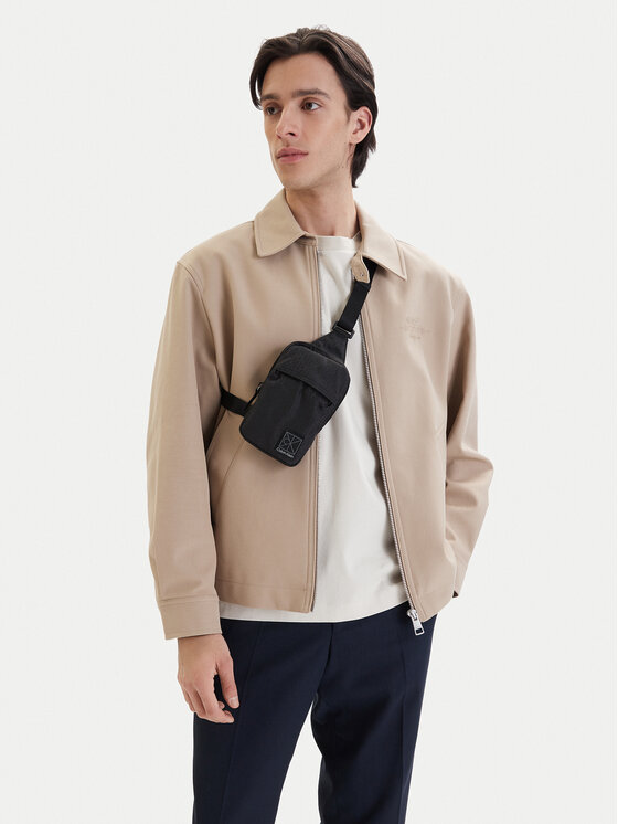 Calvin Klein Calvin Klein Crossover torbica Utility Emblem Phone Crossbody LV04D1192G Crna