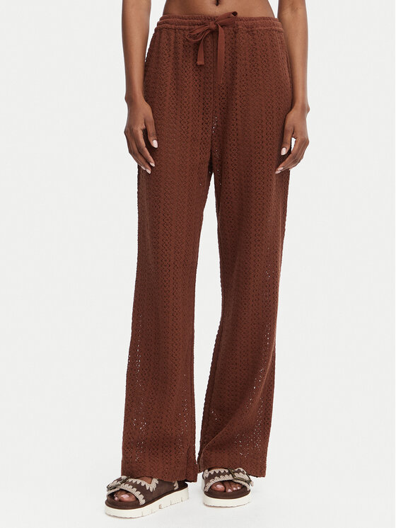 Roxy Pantaloni din material Mood Moving ERJX603493 Maro închis Regular Fit