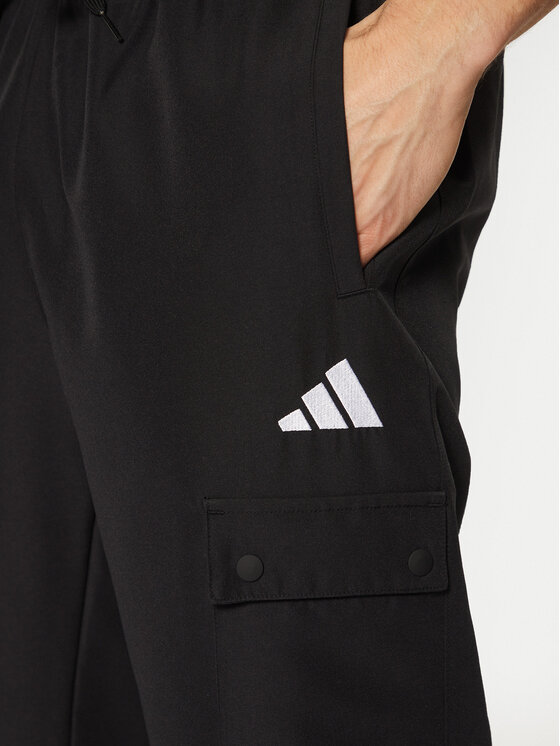 adidas adidas Sportinis kostiumas Sportswear Woven Cargo JI8888 Juoda Regular Fit