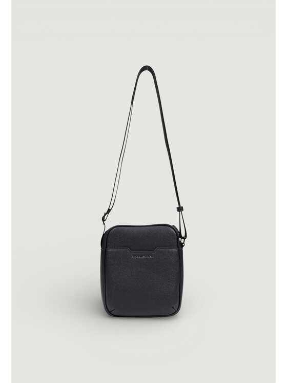 Armani Exchange Armani Exchange Somiņa XM002584 AF22651 UC001 Melns