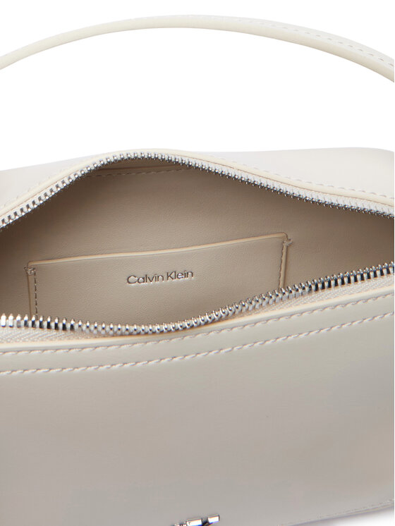 Calvin Klein Calvin Klein Rankinė Ck Hardware Camera Bag LV04F3678G Šviesiai smėlinė