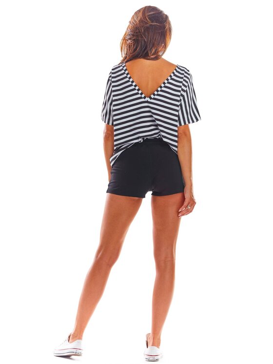 Infinite You Infinite You Szorty M208 Czarny Basic Fit