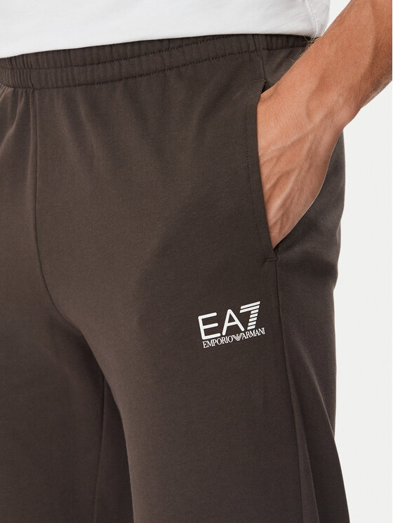 EA7 Emporio Armani EA7 Emporio Armani Dressipüksid 8NPP66 PJVRZ U6027 Tumepruun Regular Fit