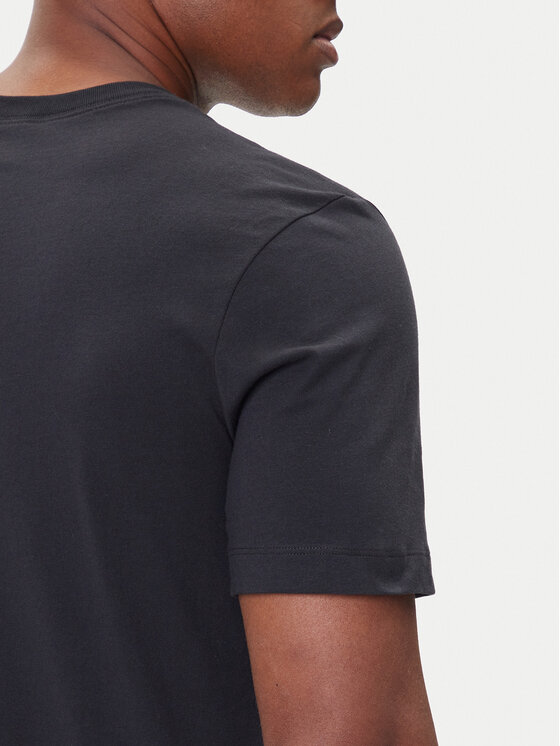 Nike Nike T-Shirt DC7485 010 Czarny Regular Fit