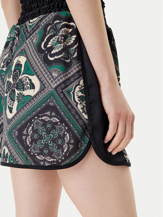 adidas adidas Sporta šorti FARM Premium JW4481 Melns Loose Fit