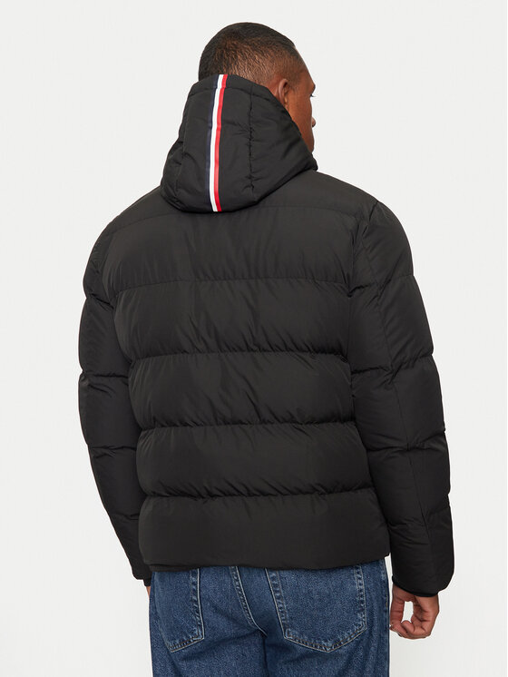 Hechter Paris Hechter Paris Geacă din puf 50170 142213 Negru Regular Fit
