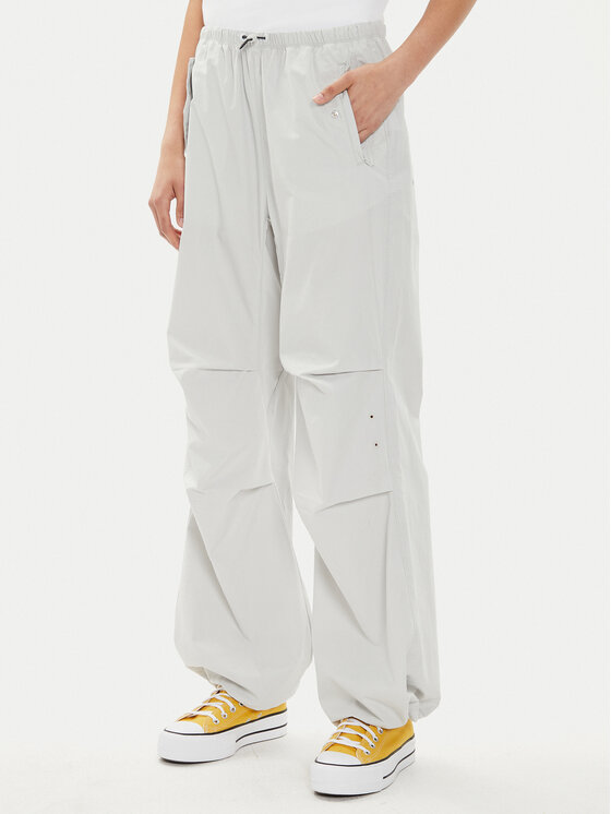 Converse Bavlnené nohavice W Parachute Pant 10026399-A02 Biela Loose Fit