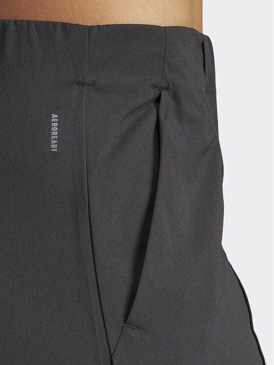 adidas adidas Pantaloni da tuta Train Essentials Minimal IJ5923 Nero Regular Fit
