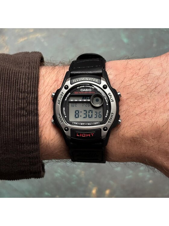 Casio Casio Hodinky W-220HF-8AVEF Čierna