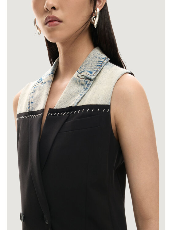Desigual Desigual Sukienka codzienna VEST_POTTER Czarny Casual Fit