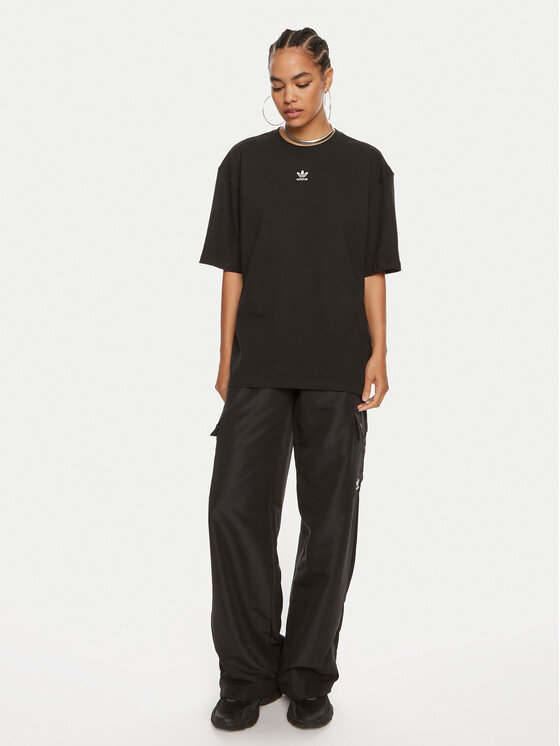 adidas adidas Футболка Essentials Boyfriend IY7321 Чорний Oversize