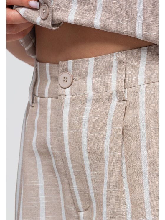 Ombre Ombre Szorty materiałowe OW-ST-E0017 Beżowy Relaxed Fit