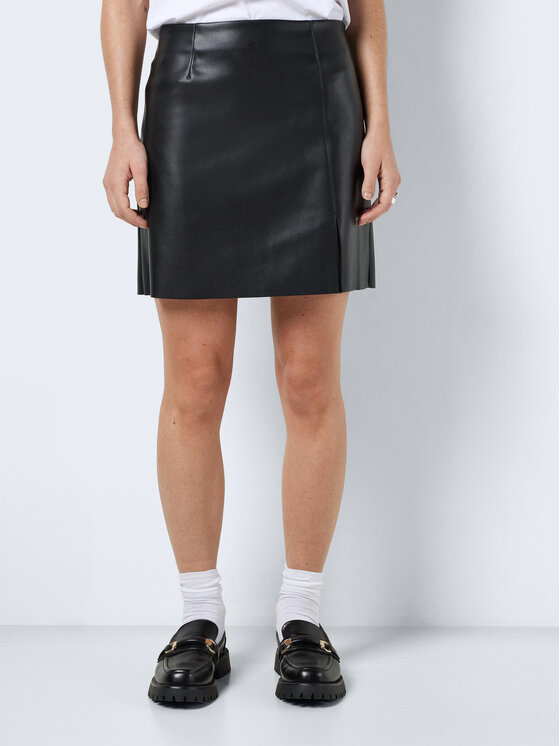 Noisy May Noisy May Fustă din imitație de piele 27021277 Negru Regular Fit