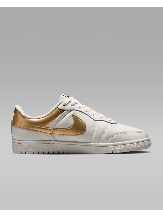 Nike Nike Sneakersy Air Jordan Skyline Low LE Biały