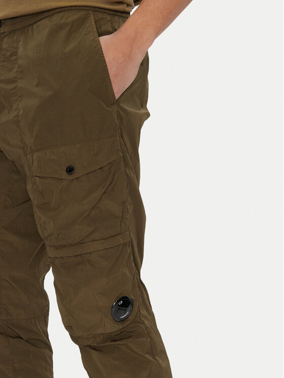 C.P. Company C.P. Company Bavlnené nohavice 18CMPA063A005904G Zelená Regular Fit