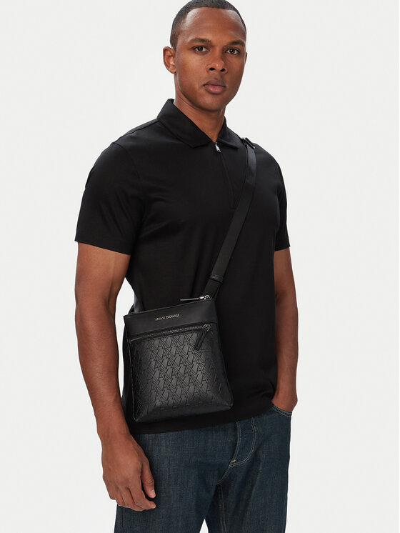 Armani Exchange Torbica za okrog pasu XM003582 AF26662 UC001 Črna
