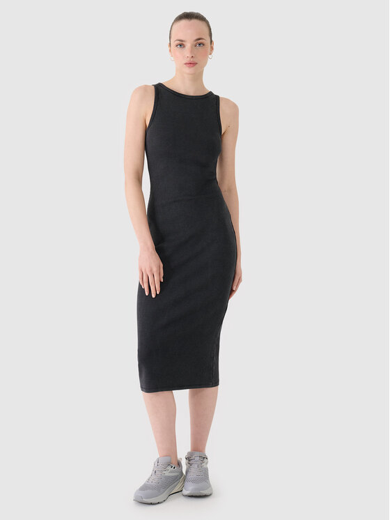 4F 4F Sukienka dzianinowa SS MIDSHOP TEXTILE Czarny Slim Fit