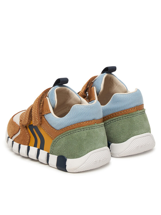 Geox Geox Sneakersy B Iupidoo Boy B3555D 02214 C5G2Q Brązowy
