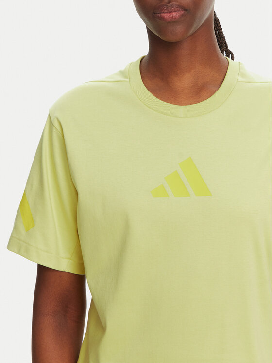 adidas adidas T-shirt Z.N.E. JC5400 Žuta Regular Fit