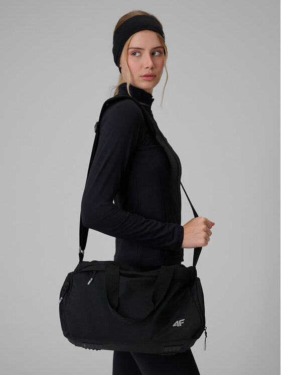 4F 4F Torba ESSENTIAL Czarny