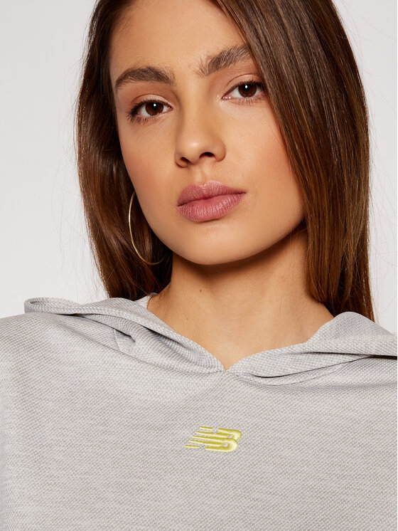 new balance relentless cinched hem hoodie