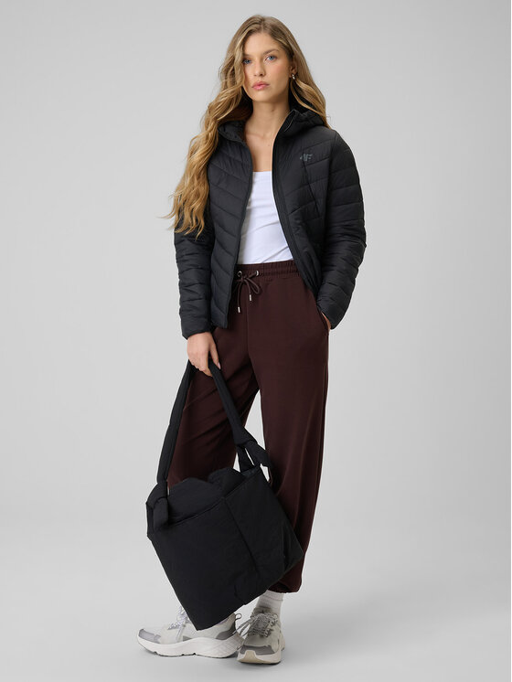 4F 4F Kurtka puchowa EVERYDAY ACTIVE Czarny Slim Fit