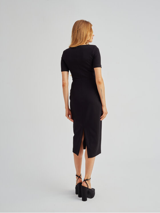 Marlu Marlu Sukienka codzienna Crema Czarny Classic Fit