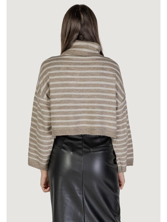 ONLY ONLY Sweter ONLTALIO LS STRIPE SHORT ROLLNECK BF KNT Beżowy Short Fit