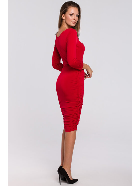Makover Makover Sukienka elegancka K006 Czerwony Regular Fit