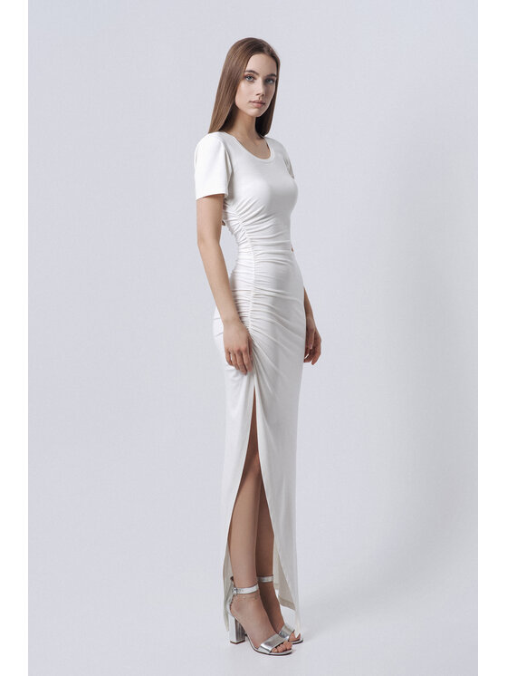 sax35th sax35th Sukienka dzianinowa HARLEM Biały Slim Fit