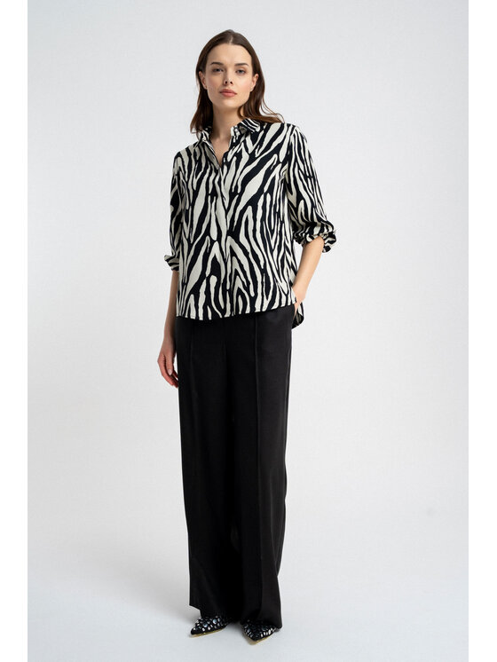 CLICK CLICK Koszula 10-6695 Czarny Loose Fit