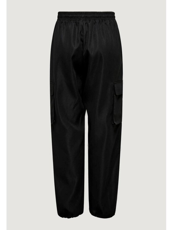 ONLY ONLY Pantaloni da donna ONLCASHI CARGO WVN NOOS Nero Cargo Fit