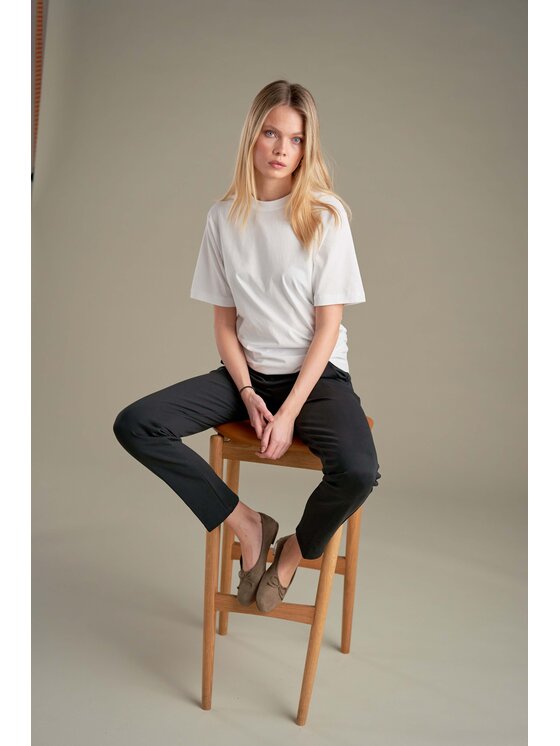 TeeShoppen TeeShoppen Spodnie garniturowe 'Perform Collection' Czarny Regular Fit