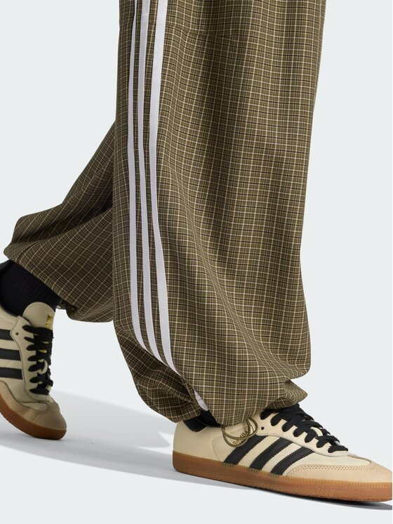adidas adidas Stoffhose 168736 Grün Loose Fit
