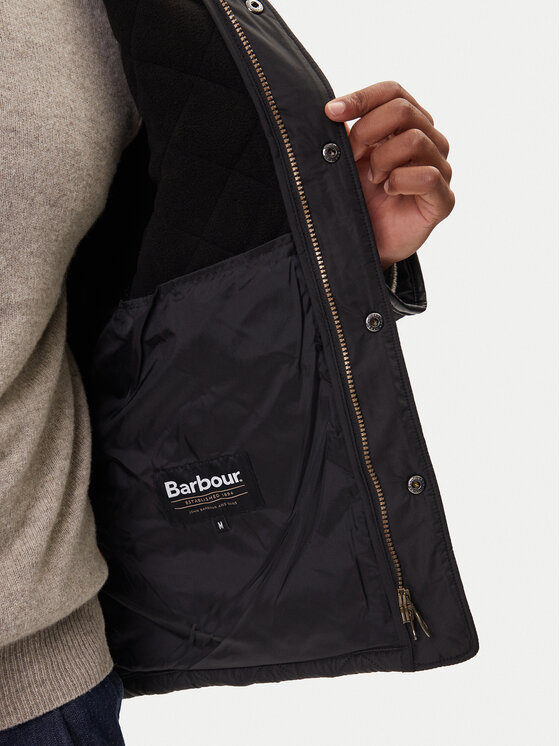 Barbour Barbour Kevad-sügis jope Powell MQU0281BK11 Must Slim Fit