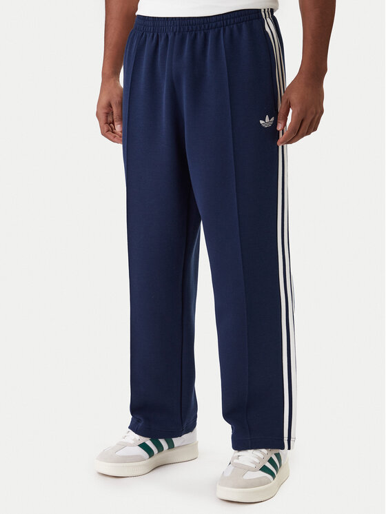 adidas Pantaloni trening adicolor Spacer Track KD4087 Bleumarin Baggy Fit