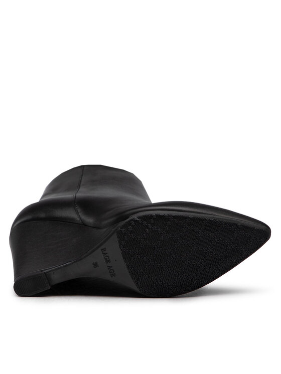 Tronchetti RA-16-06-000408 Nero
