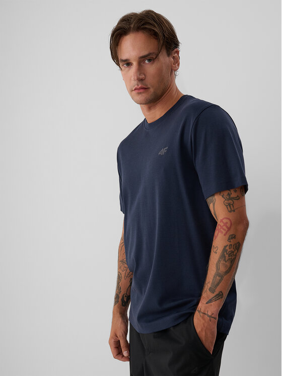 4F 4F T-Shirt ESSENTIAL Granatowy Regular Fit
