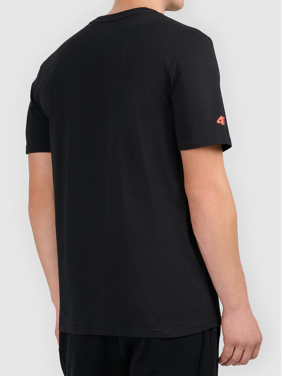 4F 4F T-Shirt TREKKING Czarny Regular Fit