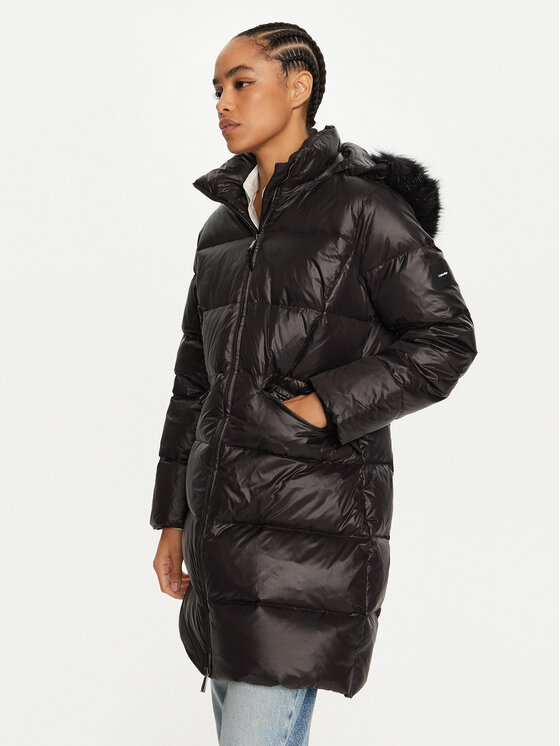 Calvin Klein Calvin Klein Vatovaná bunda K20K207734 Černá Regular Fit