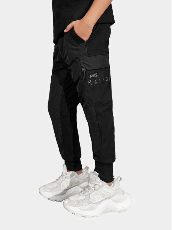 MADE BY SOCIETY MADE BY SOCIETY Spodnie materiałowe CARGO - P37573 Czarny Basic Fit