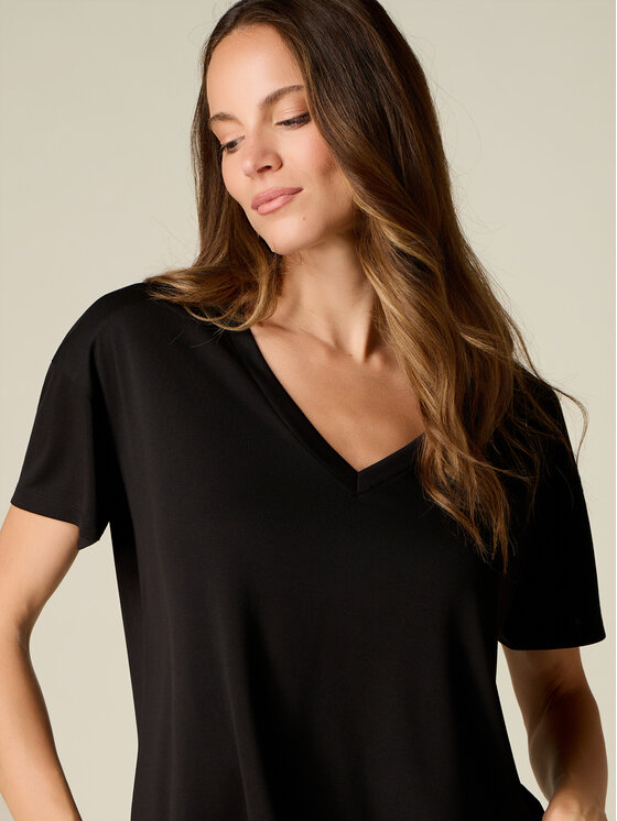 Oltre Oltre T-Shirt G304J104765N033 Czarny Regular Fit